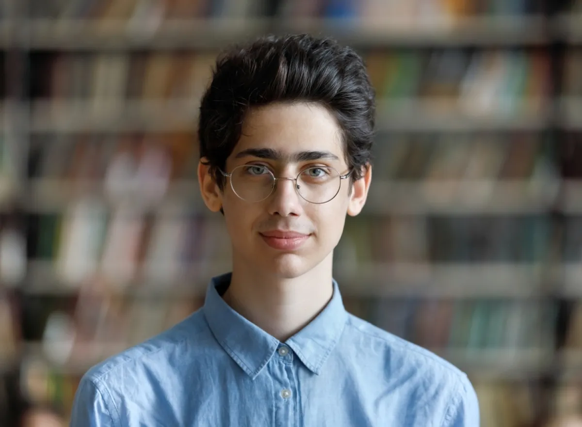 Foto jongen met bril